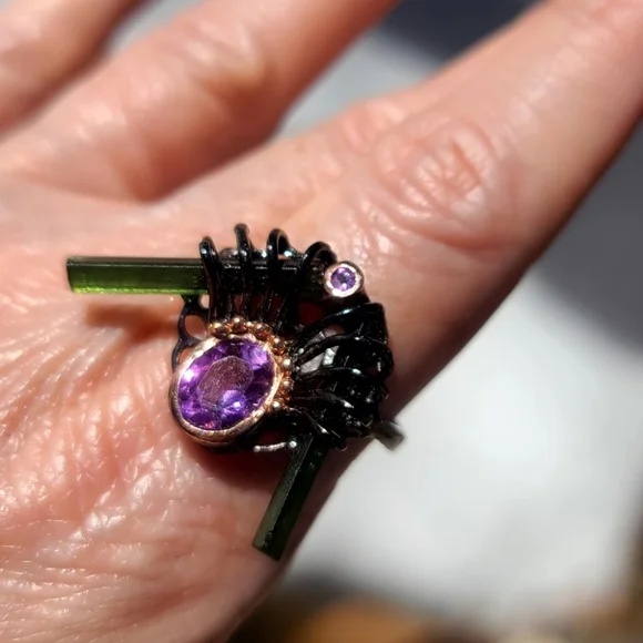 UNIQUE Green Rutilated Tourmaline & Amethyst cocktail 🍸 ring sz 8.5 - Picture 5 of 9
